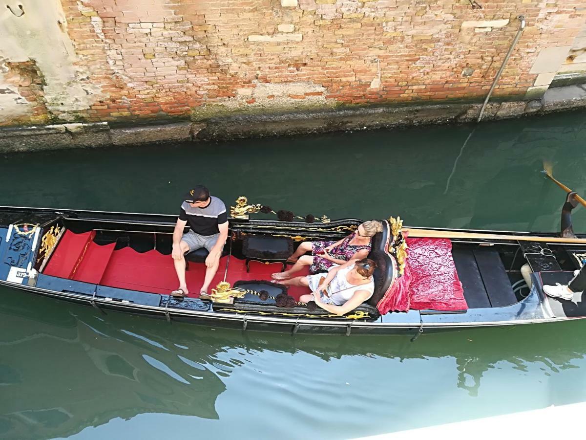 Santacroce Apartment Venice Ngoại thất bức ảnh